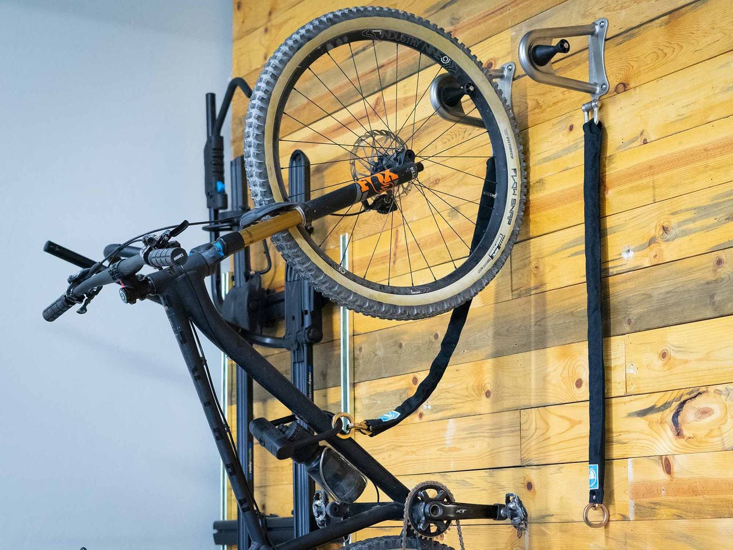 RockyMounts WallRide Storage and Security First Look Cycle Volta