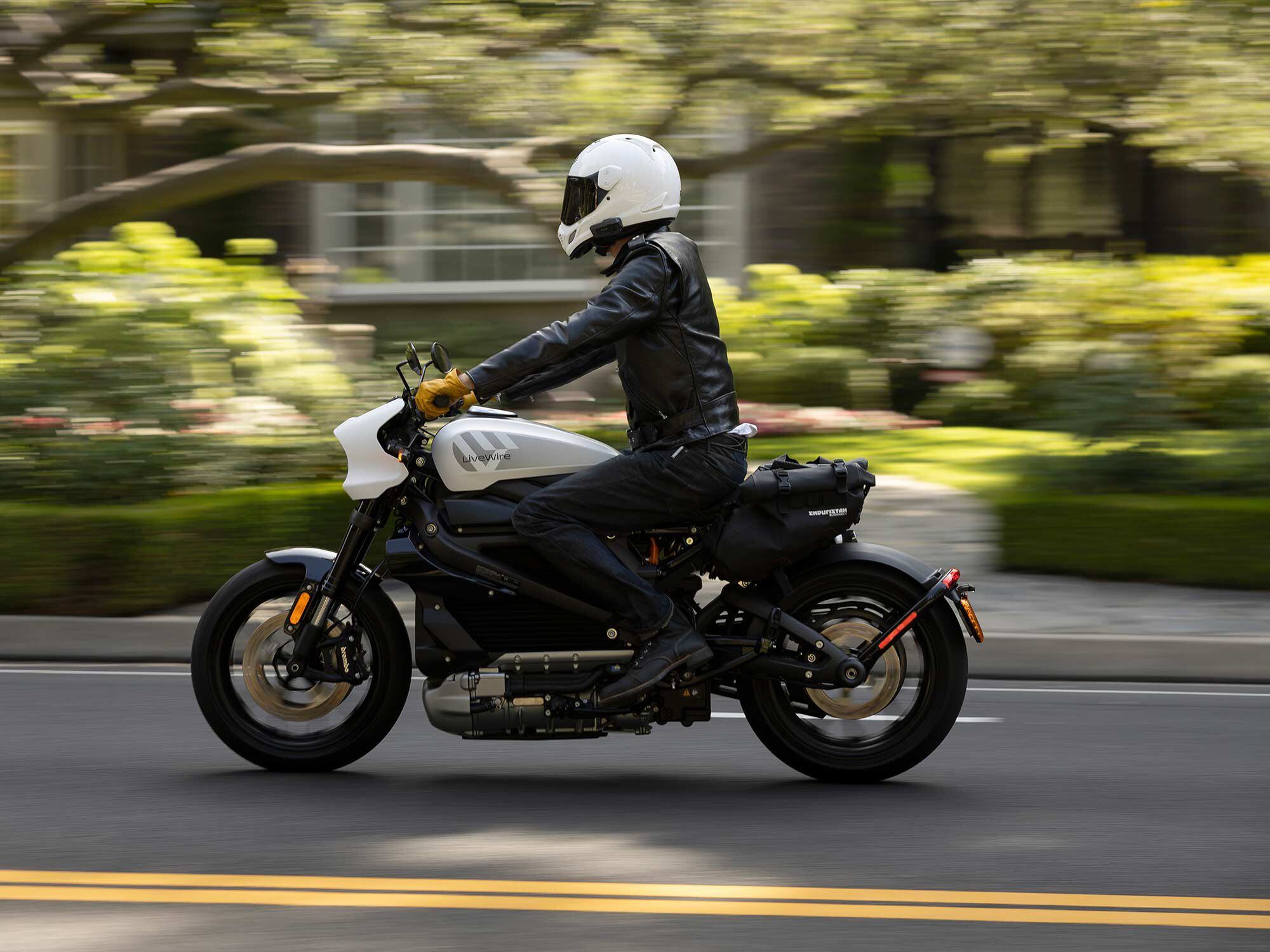 LiveWire claims the 15.4kWh battery can provide 146 miles of in-city riding power.