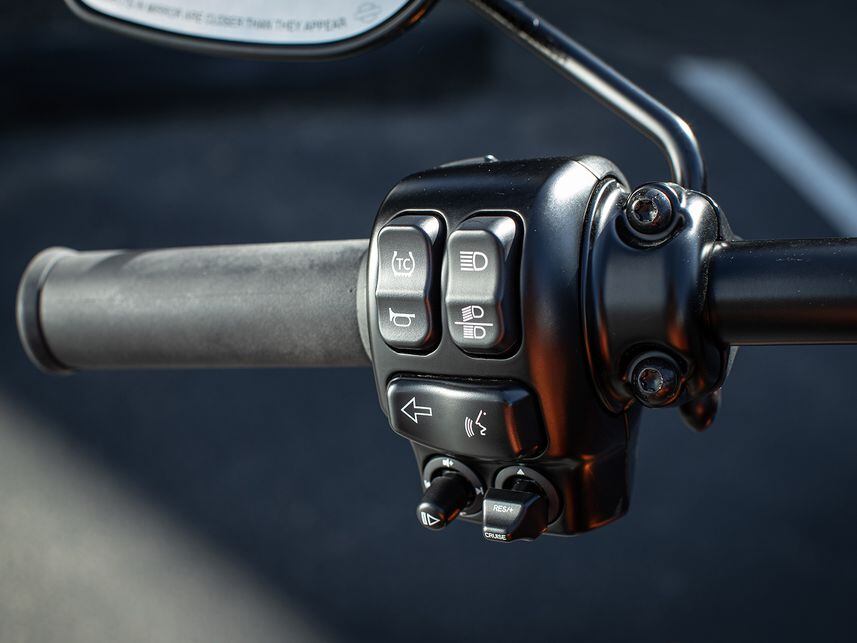 2020 Harley-Davidson LiveWire controls on handlebar.