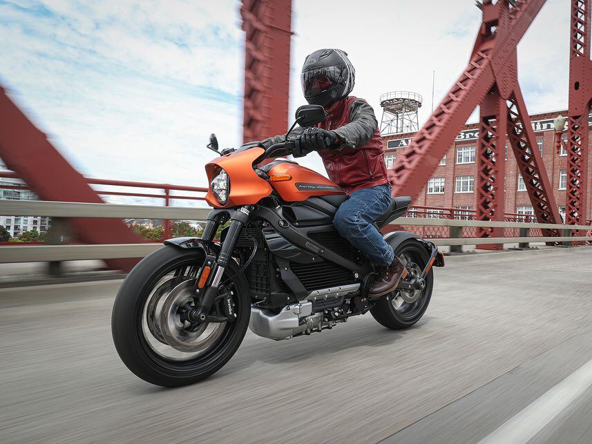 2020 Harley-Davidson LiveWire accelerating on bridge.
